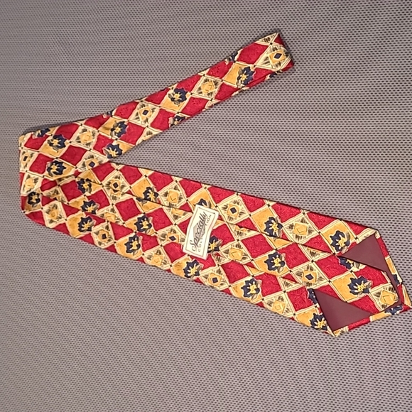 Specialty Collection Red Gold Diamond Necktie - Picture 4 of 5